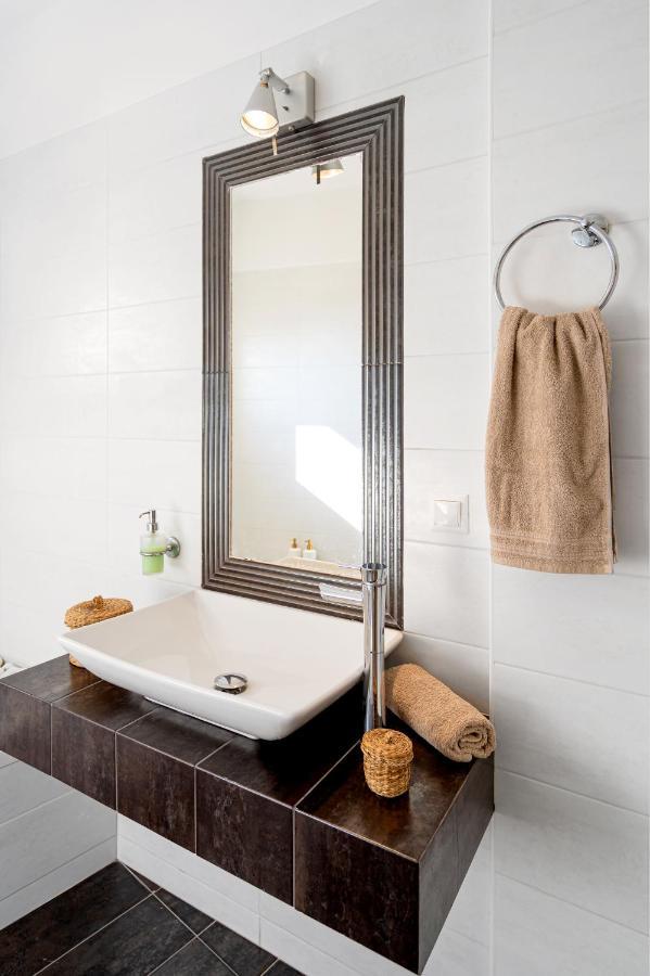Mira Sitia Luxury Apartment Eksteriør bilde